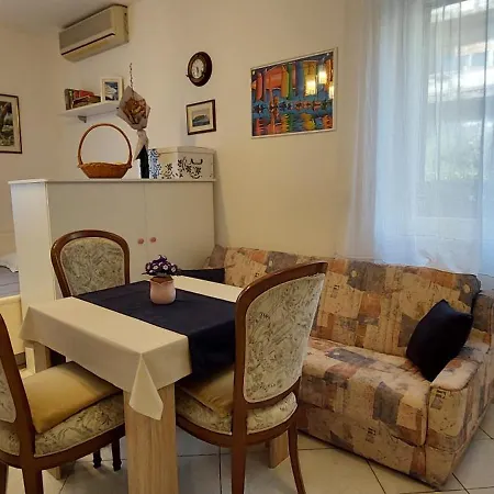 Sea Apartment